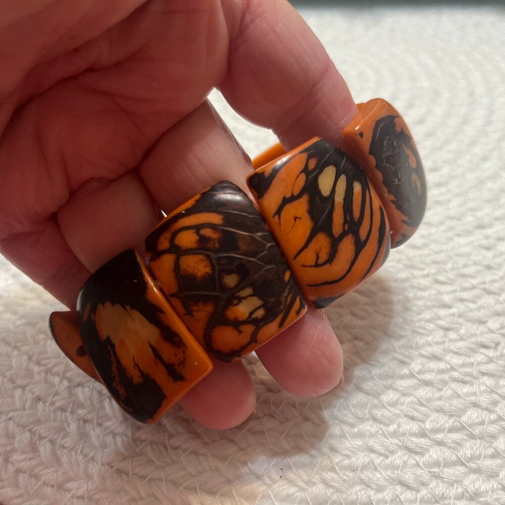 Vintage ORANGE with BROWN DESIGN Acrylic 1 1/4" Cuff Elastic Bracelet #708D
